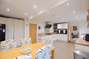 Photo 27- click for photo gallery